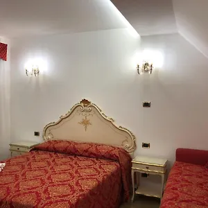 hotel-leonardo.hotelslidodijesolo.com/