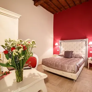 https://apt-ginori-garden-deluxe-collection.it-tuscanyhotel.com