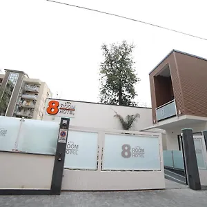 https://8room-hotel.sicilyhotelsitaly.net